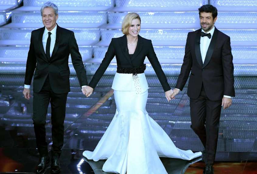 Sanremo 2018 – I duetti dei Campioni e il vincitore delle Nuove Proposte
