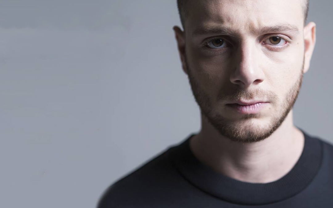 Sanremo 2020 – Anastasio al Festival con “Rosso di rabbia”