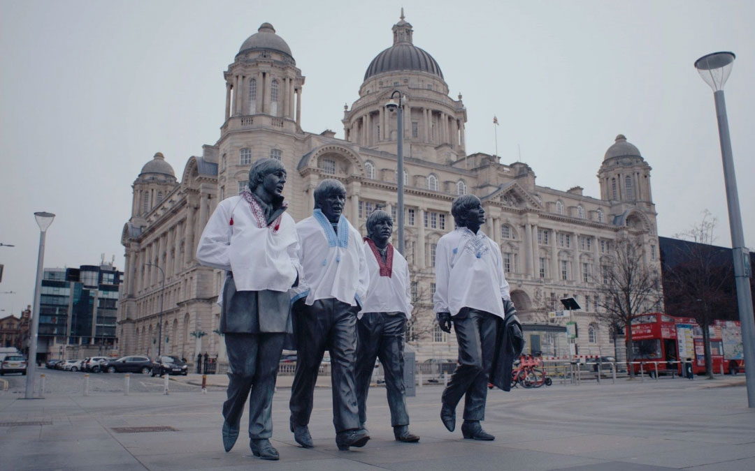 Eurovision 2023: volti noti di Liverpool a sostegno dell’Ucraina
